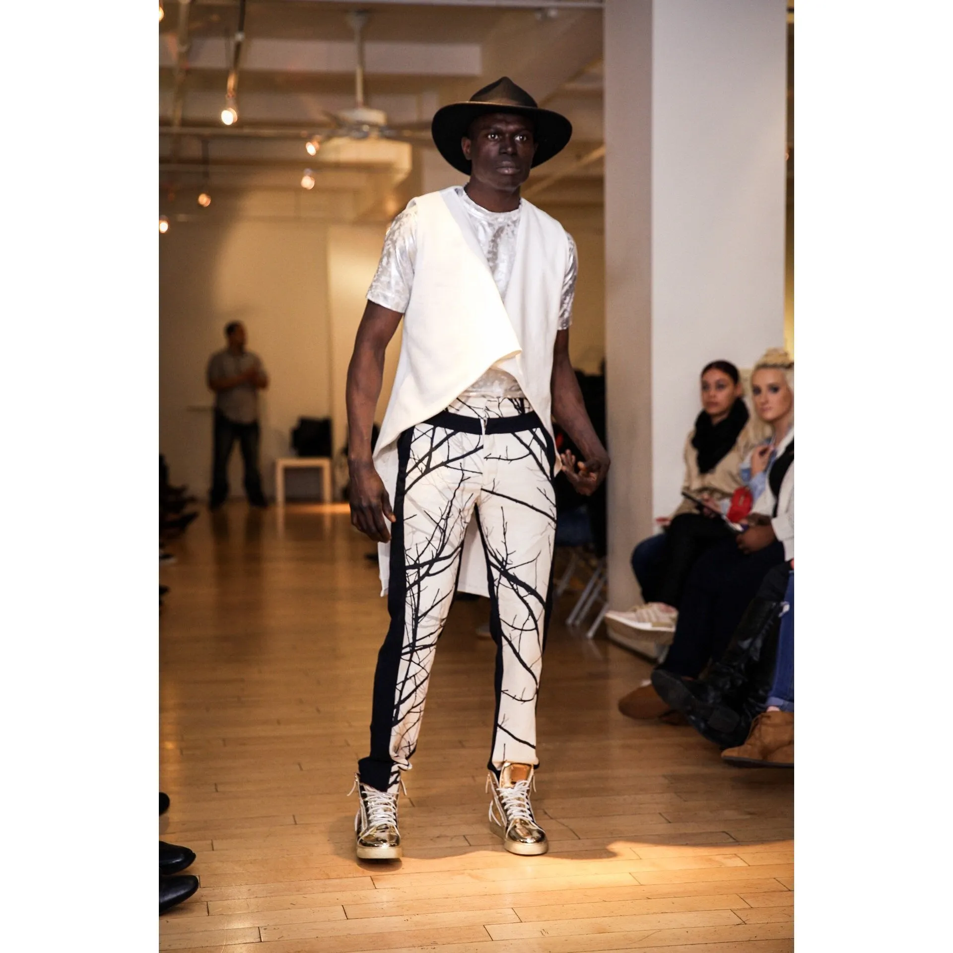 High fashion trouser with dual design