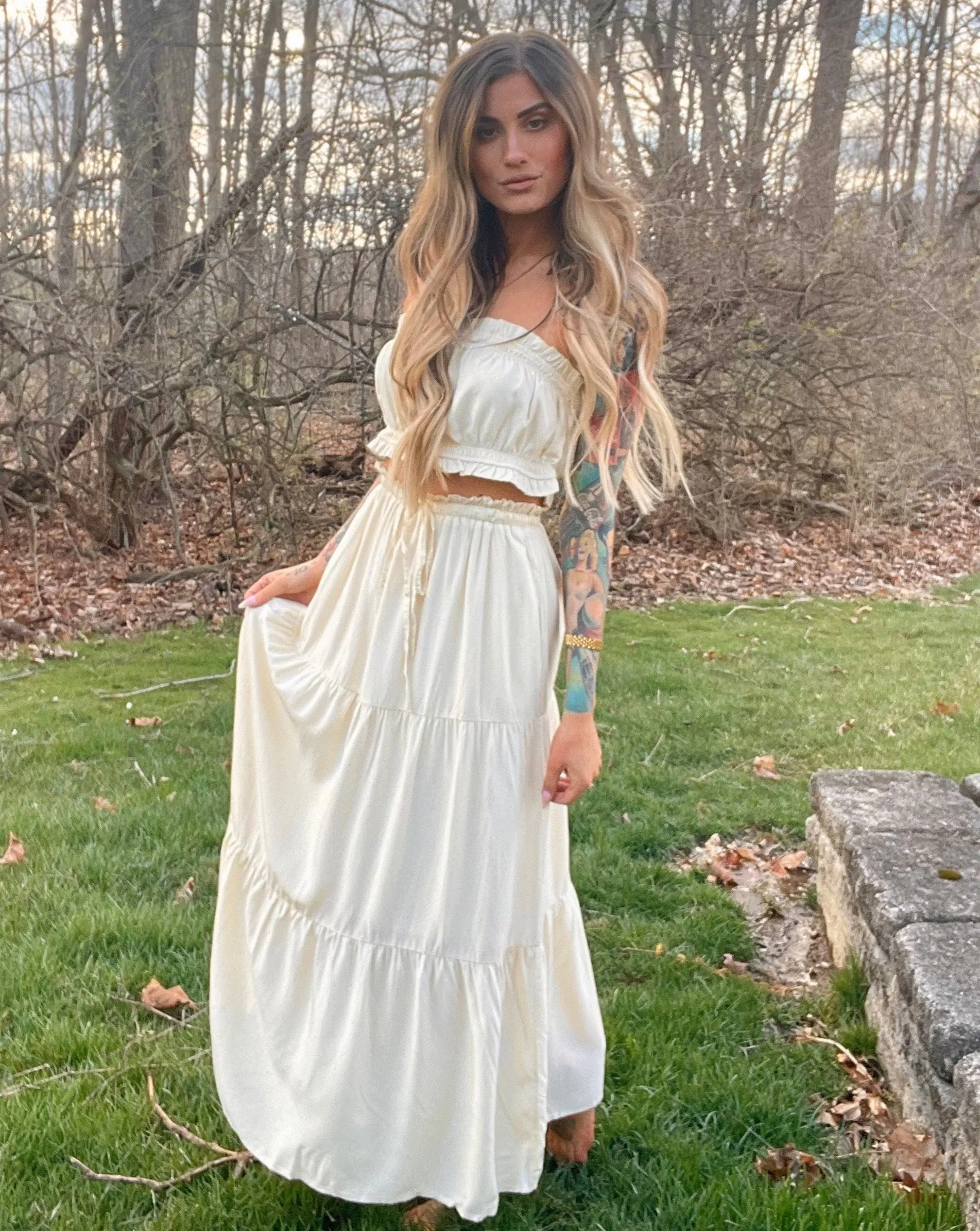 MEROKEETY Crop Top Long Skirt Two Piece Set